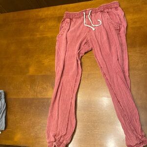 Rip Curl Woman’s Red Jogger, size Small